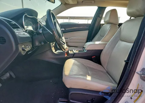 2016 Chrysler 300C из США, поврежденный, VIN 2C3CCAEG7GH189644